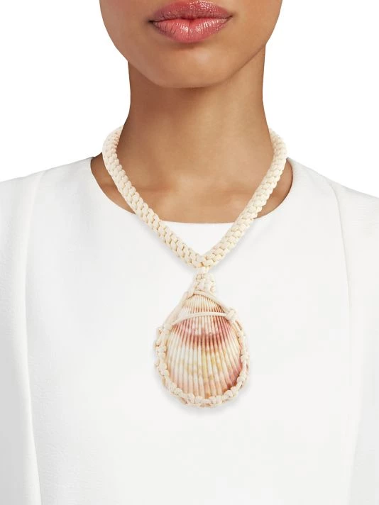 Chloé Larry Shell Necklace 4 Chloé Larry Shell Necklace - Image 2